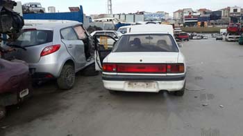 Mazda Çıkma Yedek parça çıkma mazda 323 sedan stopları